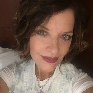 Meet your Posher, Lynn